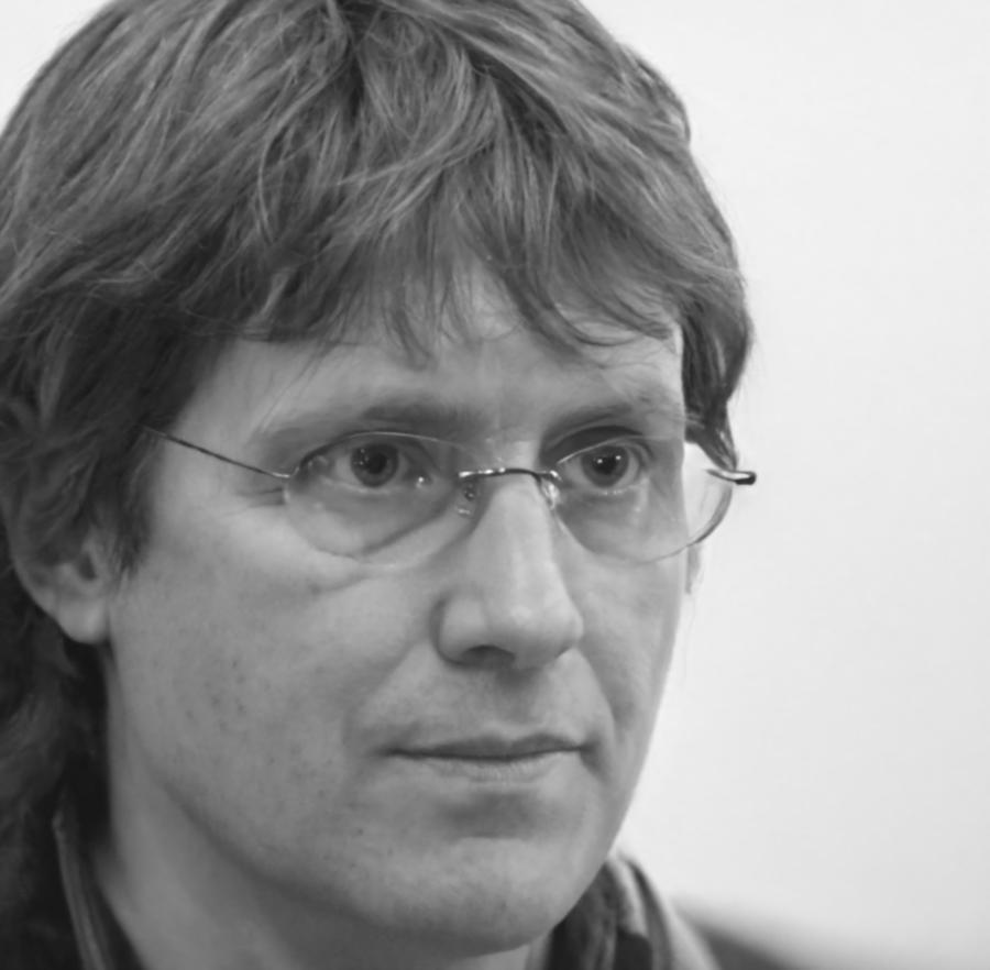 Viktor Kowalski, Risk Management Specialist